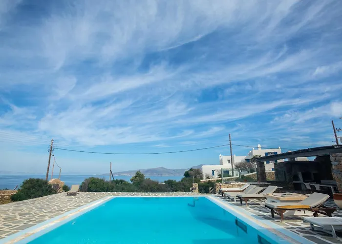 Daire Irilia, Private Pool With Unrestricted Sea View *
