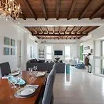 Irilia, Private Pool With Unrestricted Sea View アパート Fanari