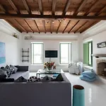 アパート Irilia, Private Pool With Unrestricted Sea View Fanari