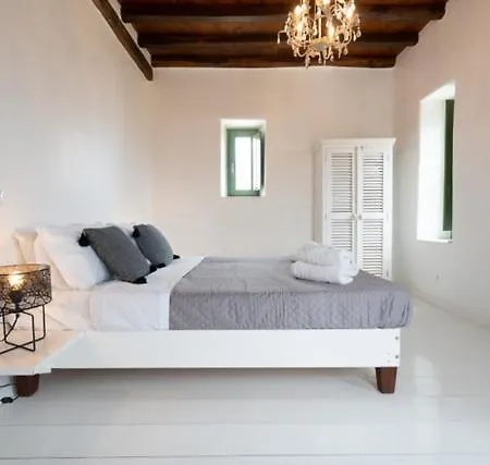 Apartment Irilia, Private Pool With Unrestricted Sea View *