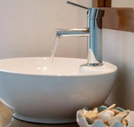 Apartment Irilia, Private Pool With Unrestricted Sea View *