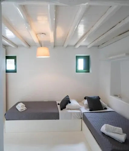 Apartment Irilia, Private Pool With Unrestricted Sea View