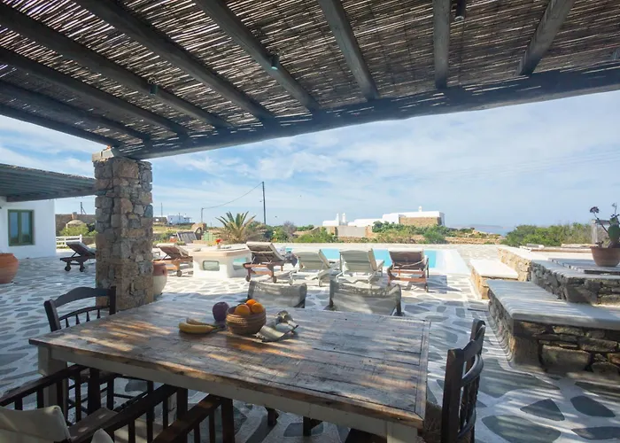 Apartment Irilia, Private Pool With Unrestricted Sea View *