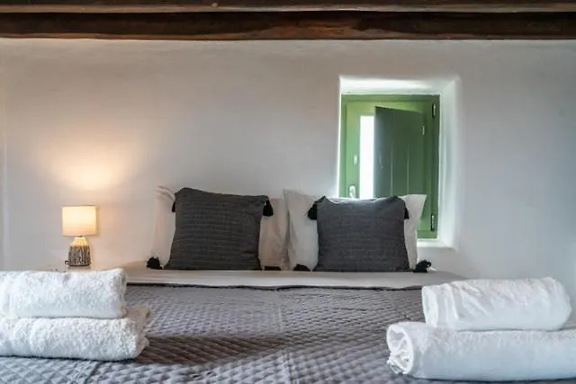 Irilia, Private Pool With Unrestricted Sea View Apartamento *